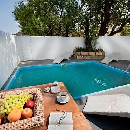 فندق Nefeli سكيروس