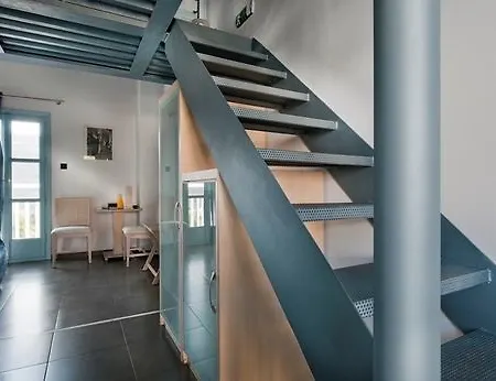 Nefeli 4* سكيروس